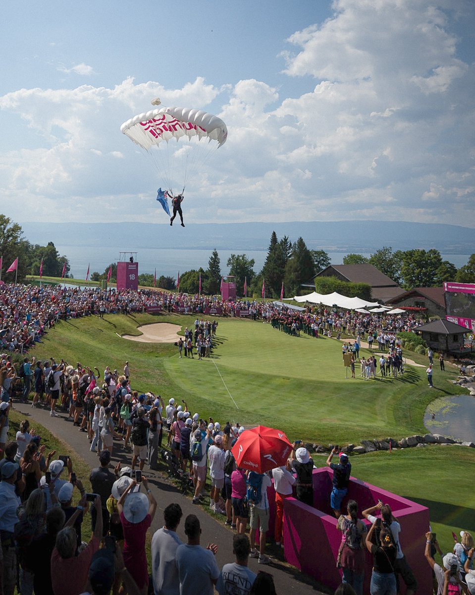 Aussie flag’s landing for Grace Kim.

#EvianChamp | #LPGATour
