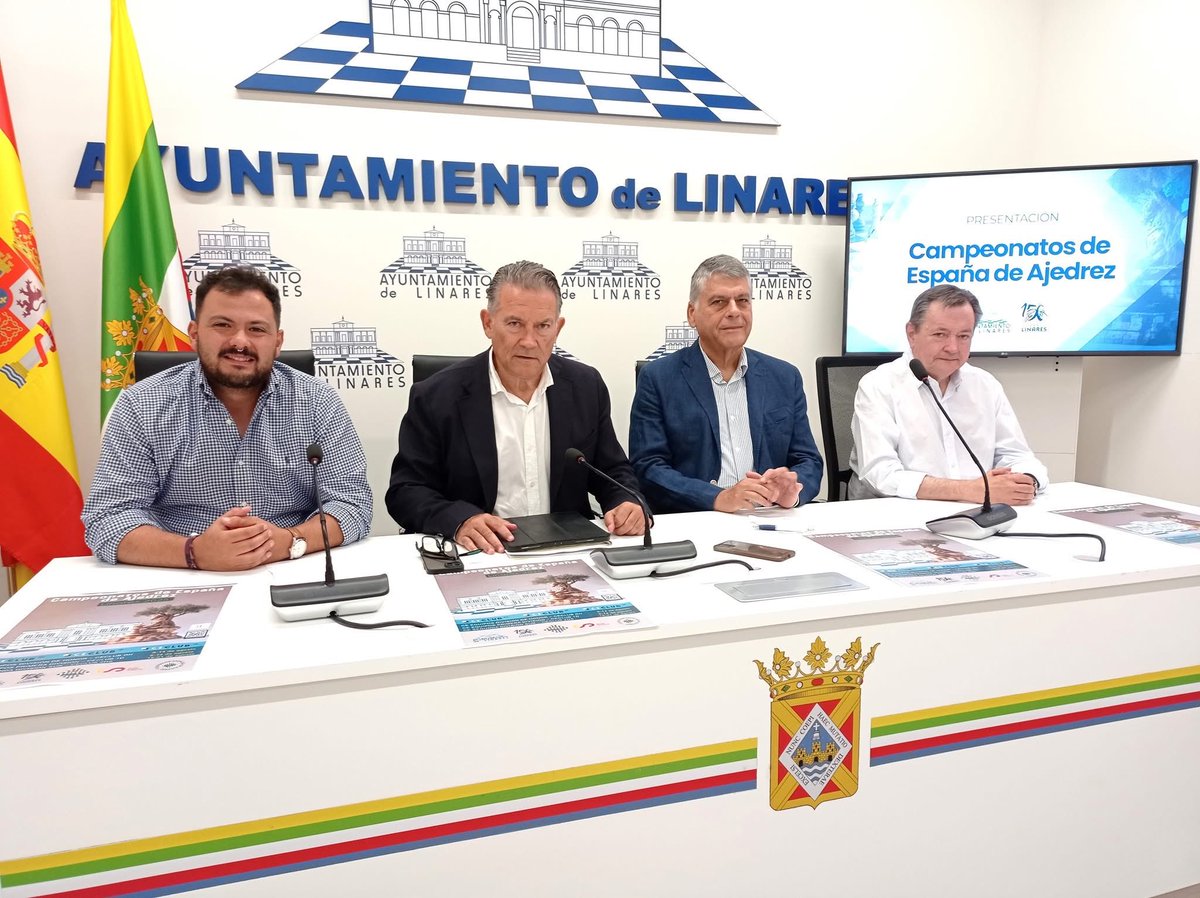 echaguen's tweet image. Presentados en ciudad de Linares los campeonatos de España por equipos(Division de Honor, primera y segunda sur)que reunirán a la élite nacional y muchas figuras internacionales. El Ayuntamiento de Linares anunció un convenio con la Federación española para los próximos 3 años.