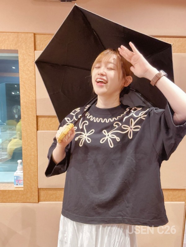 a_usen's tweet image. a-FAN FAN27
#高橋李依 ミラクル♪クリエイト
本日から7月分の放送を開始しました🎙️
今月も番組へ
沢山のメールありがとうございます。

🌻8月放送のおたよりは
7/27(日)までです📬️
メール➡fanfan@usen.co.jp
お便りフォームは⬇
usen.com/info/music/c26…

#ミラクルクリエイト
#USEN