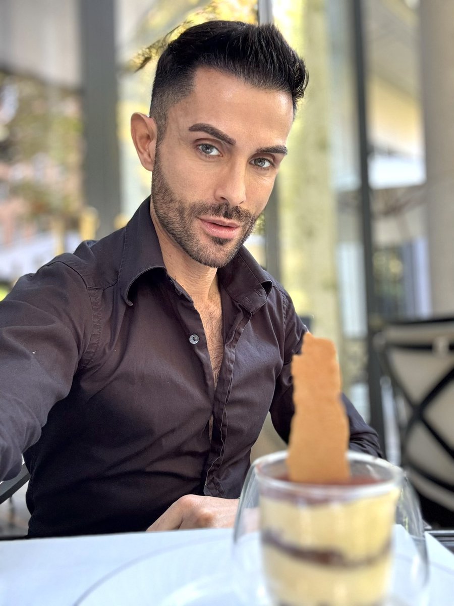 I train my body for more than performance.
Every bite, every breath, every look—part of the ritual.

This is not just content.
It’s a preview of what I offer beyond the surface.

#TheMarlowExperience
#uniqueness #emotion #desire #chudai
