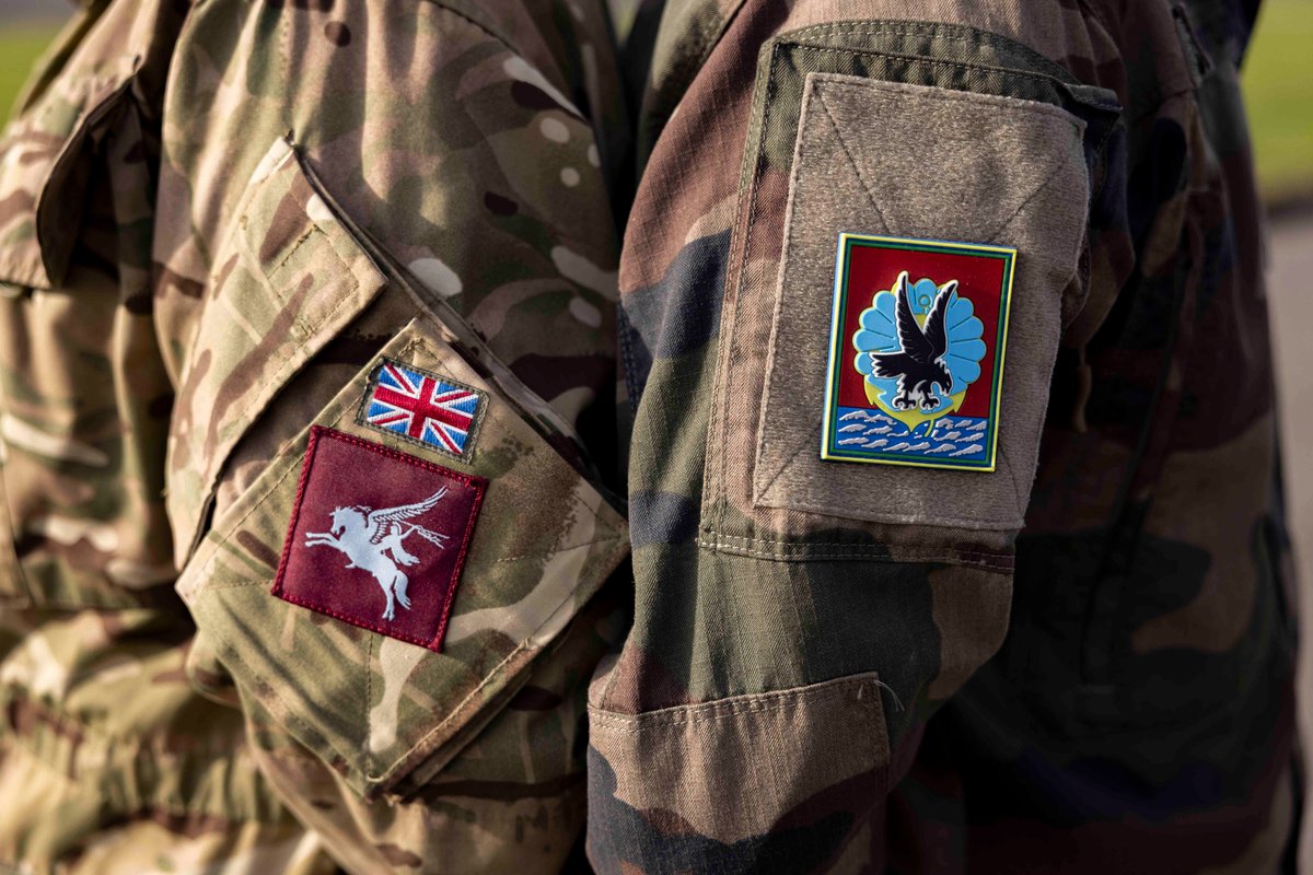 16AirAssltBCT's tweet image. Bonne fete nationale!
Souhaitons à nos partenaires aéroportés français @11eBP un joyeux #14Juillet
🪂(🇬🇧+🇫🇷)=💪