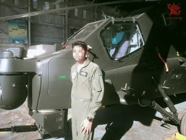 NavCom24's tweet image. #BREAKING: Pakistan officially receives the first batch of China's most advance Z-10ME attack helicopters.