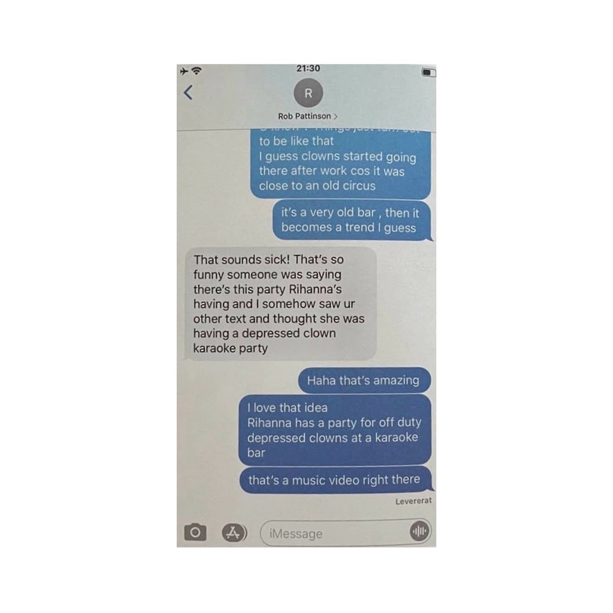yungleanbrasil's tweet image. Em novas imagens do seu livro, Yung Lean revelou que tem o contato de ninguém menos que Robert Pattinson e que os dois trocam várias mensagens