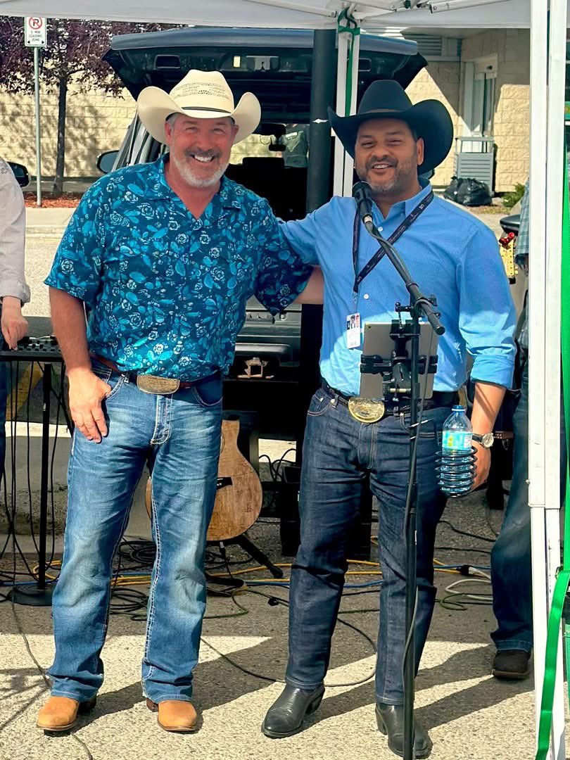 DanWMcLean's tweet image. Yahoo, It’s a Wrap for Another Awesome @calgarystampede and Another Awesome Stampede Breakfast in Ward 13!

Thanks to the Dozens of AMAZING  Volunteers, Don &amp;amp; the Corleonee  and Guns Of The Golden West for entertaining and feeding thousands of Fantastic Calgarians!!
