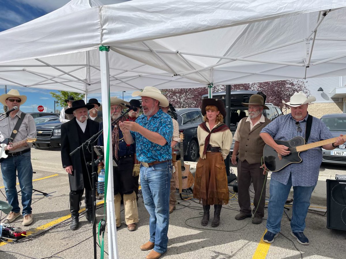 DanWMcLean's tweet image. Yahoo, It’s a Wrap for Another Awesome @calgarystampede and Another Awesome Stampede Breakfast in Ward 13!

Thanks to the Dozens of AMAZING  Volunteers, Don &amp;amp; the Corleonee  and Guns Of The Golden West for entertaining and feeding thousands of Fantastic Calgarians!!