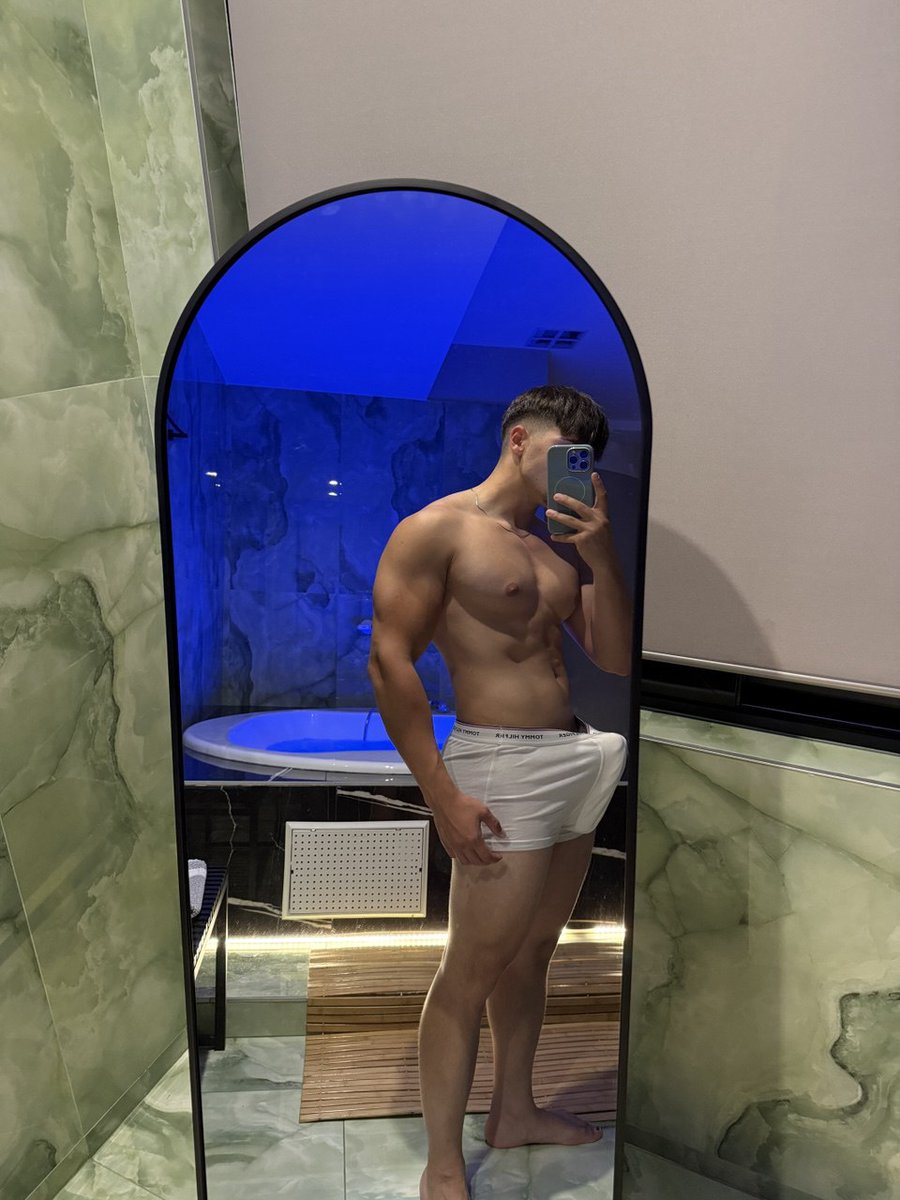 Say "hi" if I can be your daddy