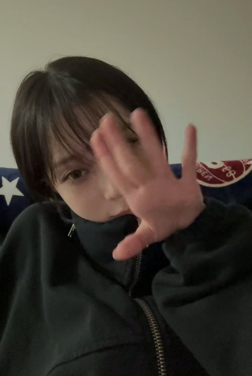 these are all the songs winter listened to during her live