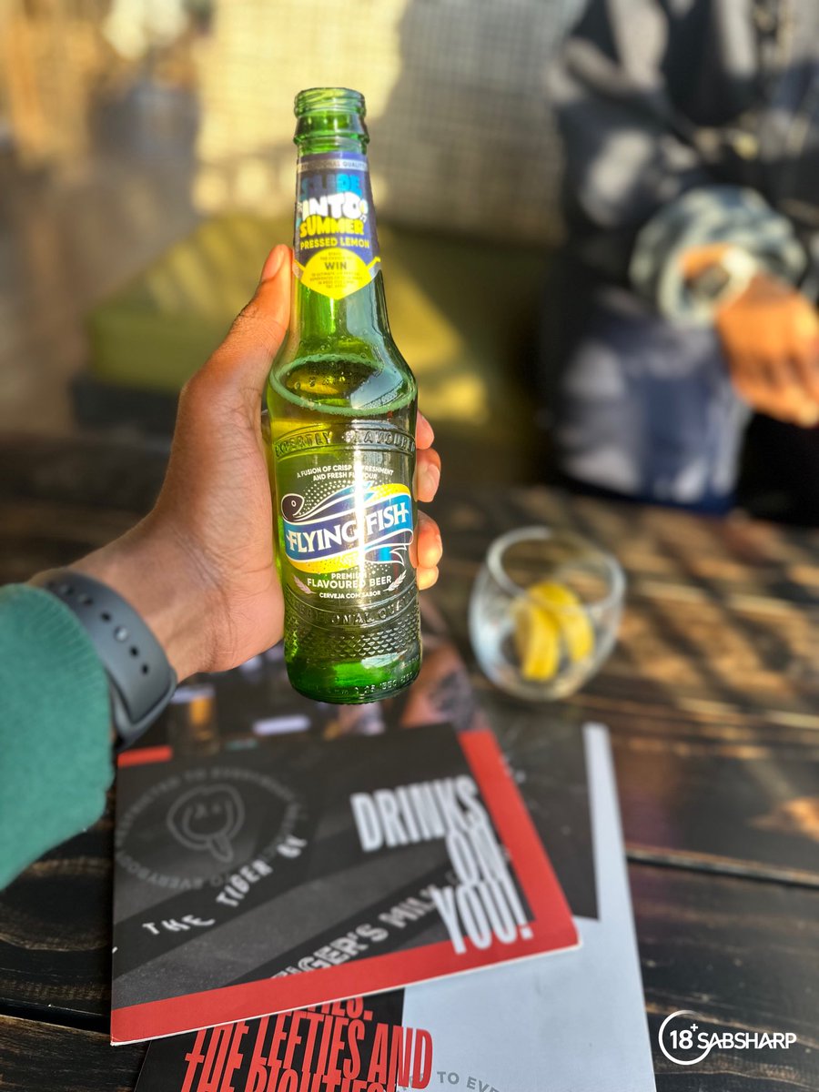 kay_mahapa's tweet image. Let’s turn this Monday #DryDay into something #SurprisinglyGood, shall we?
What makes you @flyingfishsa’s biggest fan? Show me, tell me a story, anything. #ad
As always, the best responses get a lil surprise in the DMs 🐠