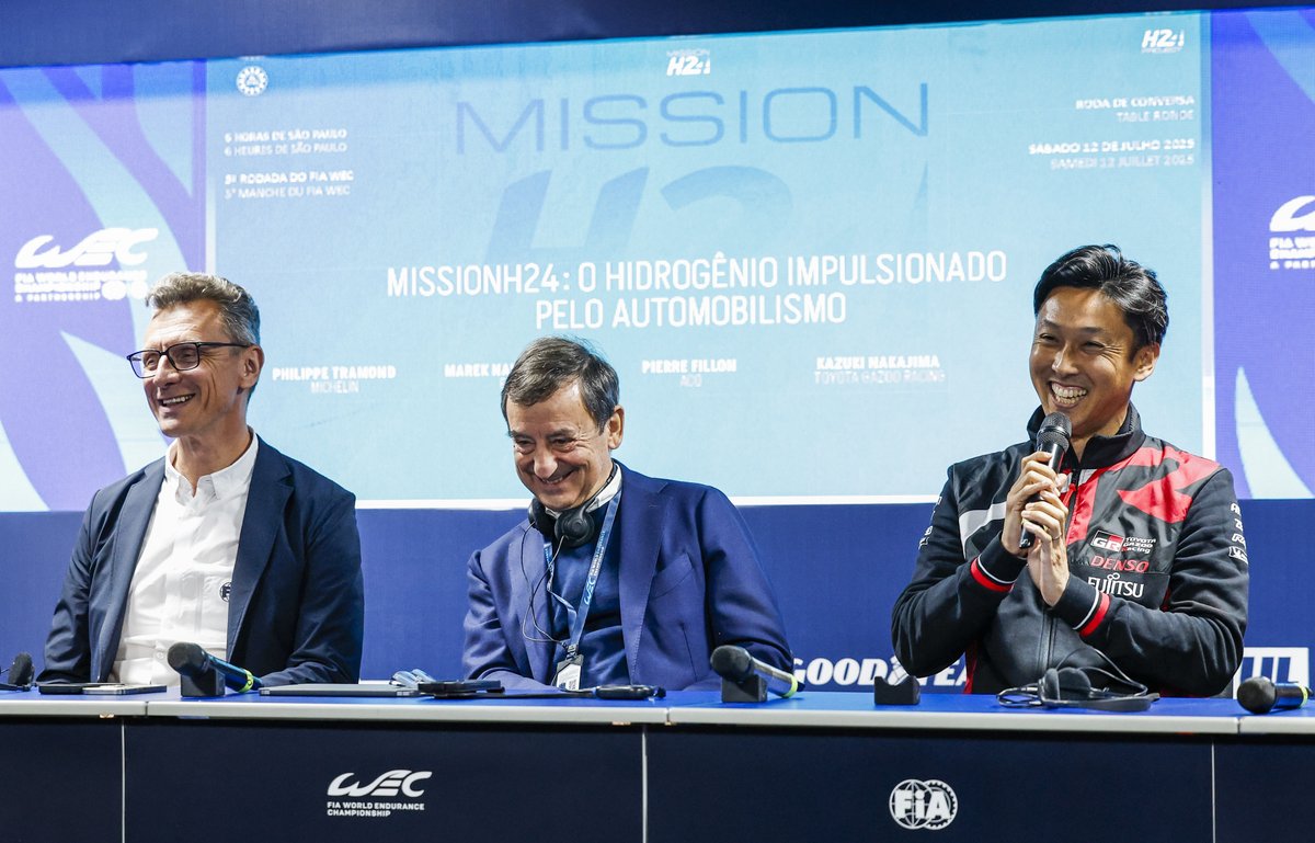 fuelcellsworks's tweet photo. In Brazil, #hydrogen was prominently displayed at a presentation on 24 Hours of Le Mans and FIA WEC's zero-CO2 emission strategy, showcasing the future of endurance racing.

#HydrogenNow #Fuelcells #CleanEnergy #Decarbonise #ZeroEmisson #GreenHydrogen 

https://t.co/h7NSBkcNWq https://t.co/llpxvyAcQy