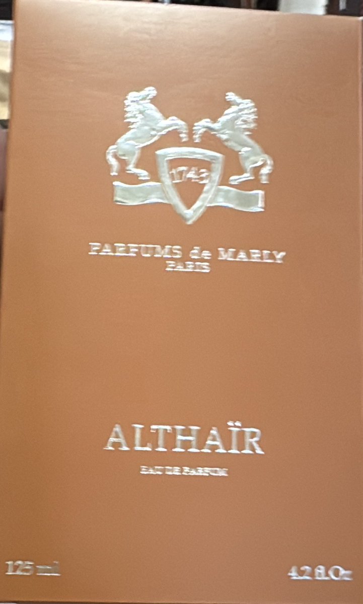 I have been a fan &amp; user of 1 Million for 18 years along with Hermes Tere D’Hermes.

1 million is seeing a dip in quality. Not sure if the makers have changed the formula.

Shifted to Althair today. Expensive but stays in the body for long.

#Perfume