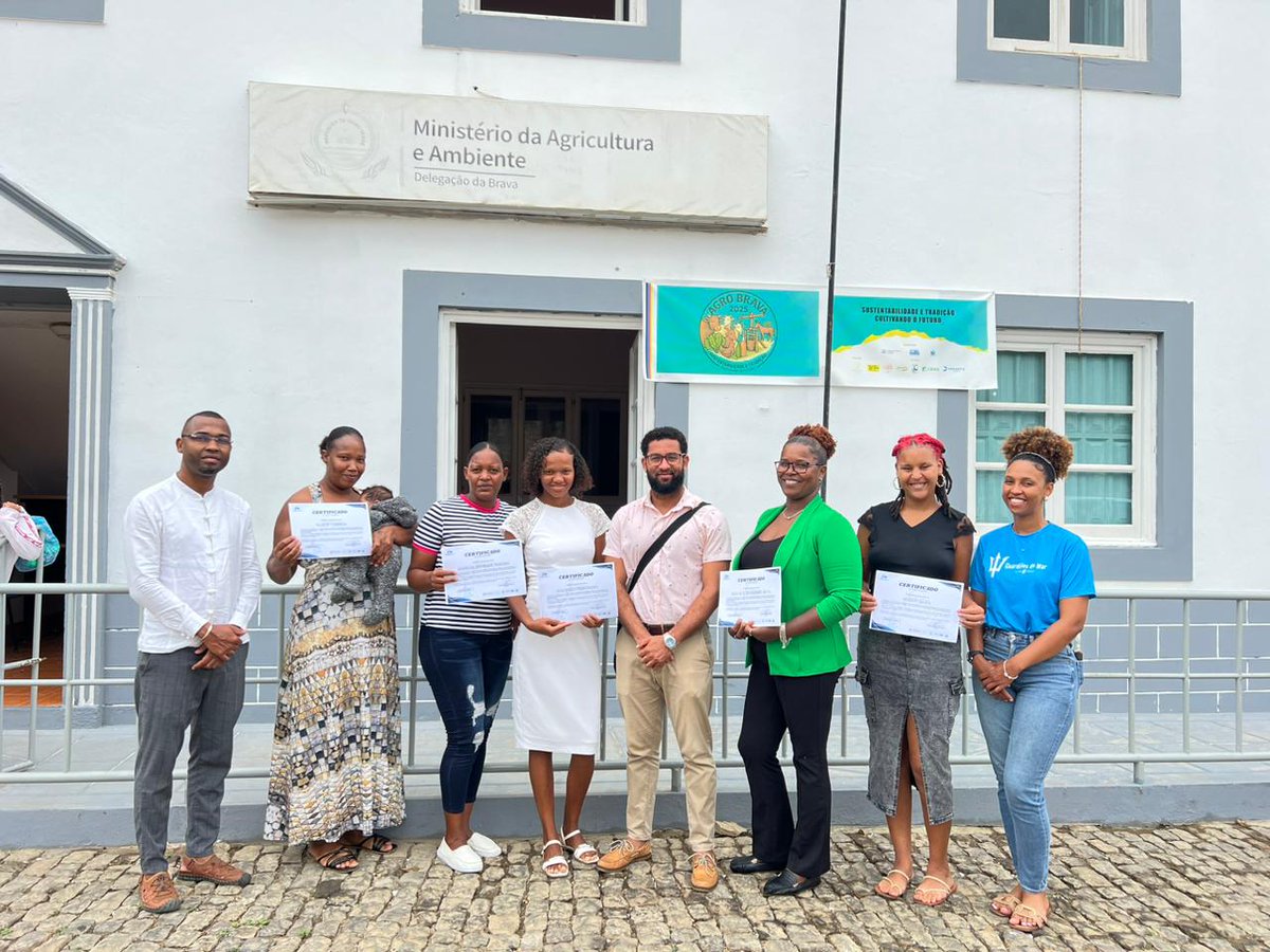 Entrepreneurship and Resilience 
From June 30 to July 11, Associação Projecto Vitó held training on entrepreneurship &amp; business skills in Brava island as a part of the RESILAO project.
Thank you to all participants!
 #RESILAO  #Entrepreneurship