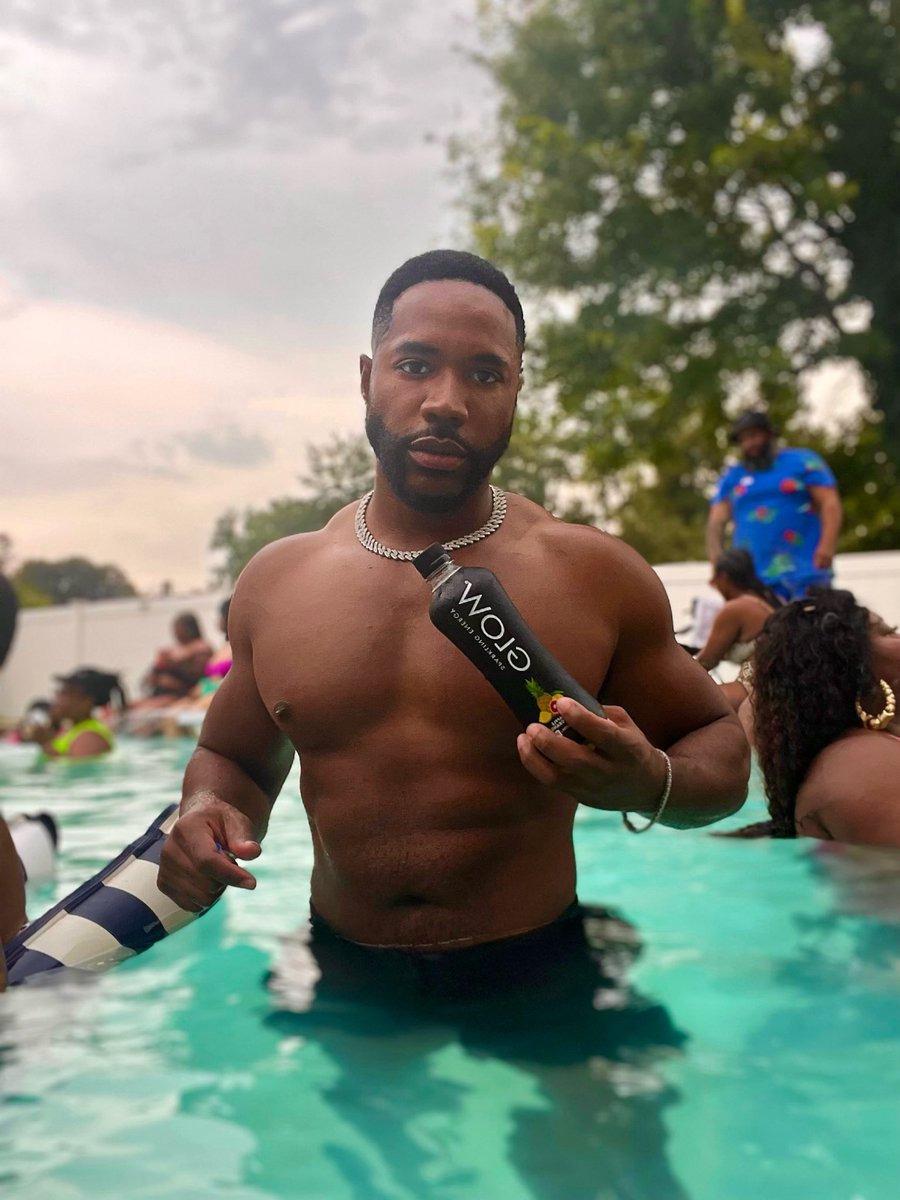 Cause it’s hot out 🔥 #drinkglow