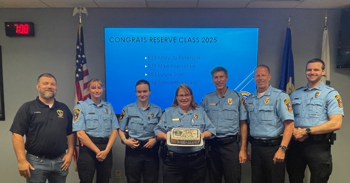 BPD_MN's tweet image. We are excited to have added 4 new members to our BPD family as Reserve Officers. Bloomington Police Reserves are a fantastic dedicated team of volunteers who assist by donating their time and effort to the city and the community. Welcome!! 💙