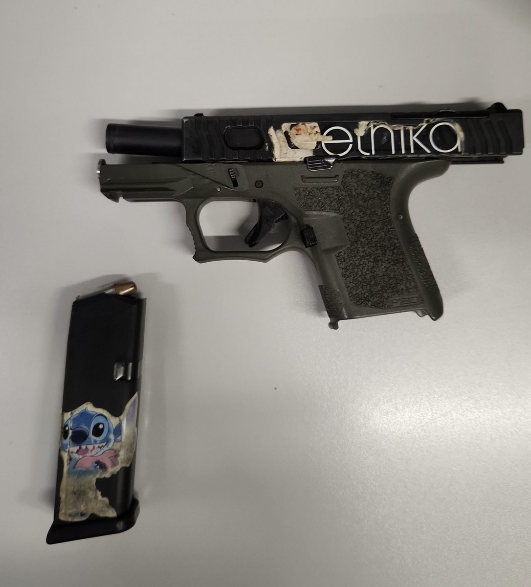 PPDMGillespie's tweet image. The work continues…
Excellent work this weekend in the @PPD09Dist - by @PhillyPolice officers assigned to the ATV detail. Another illegal weapon & the person possessing it off our streets. Good work