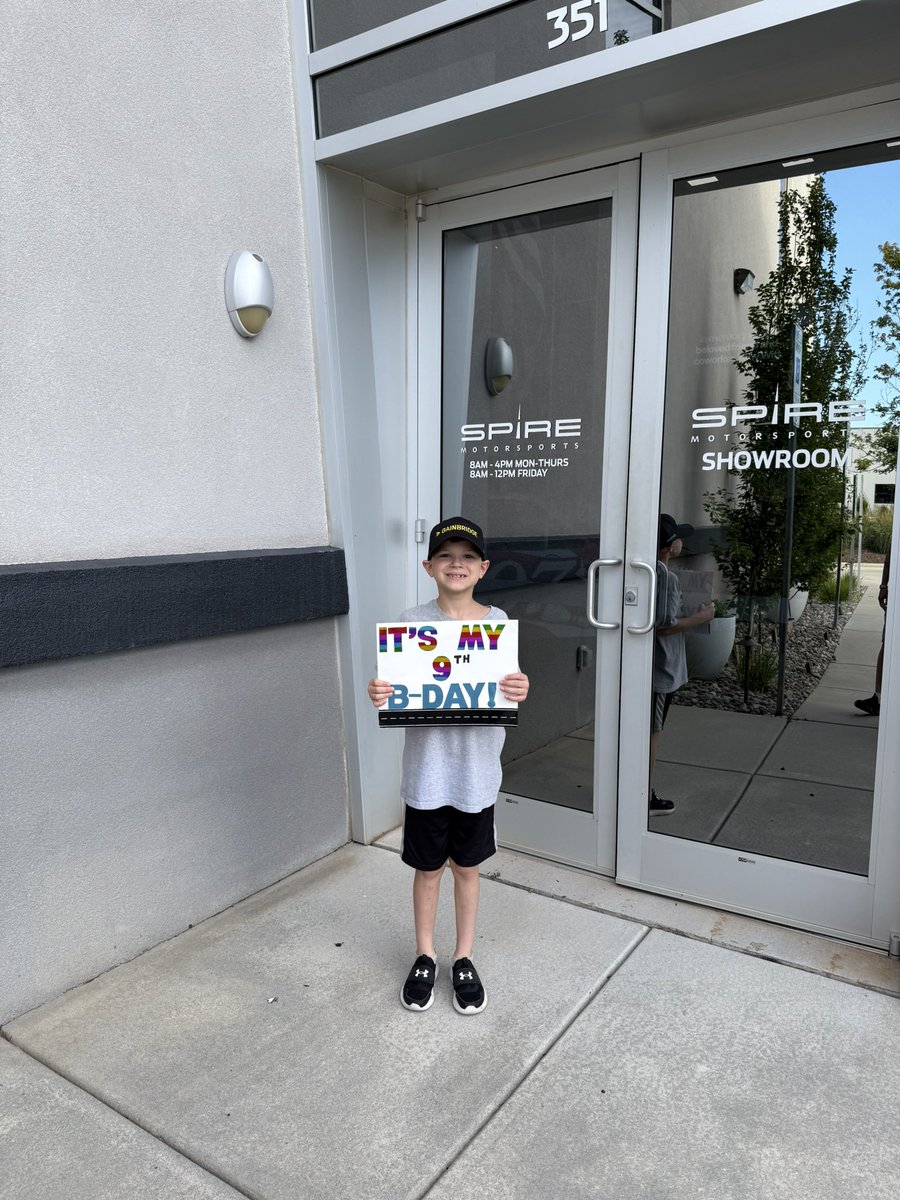 Sarah Weeks tweet media