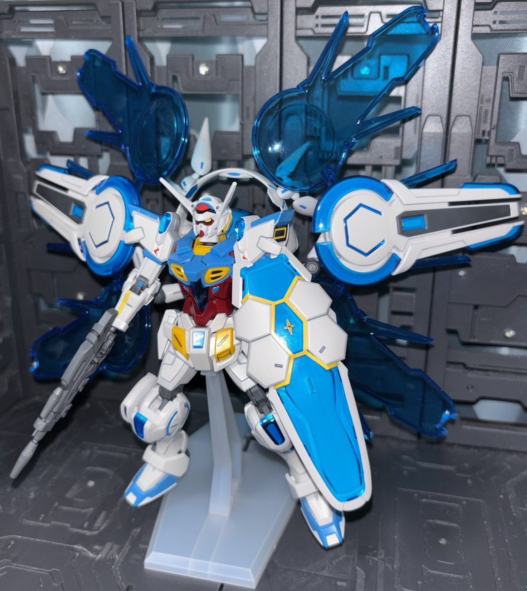 Hideyan021981's tweet image. 昔に映画見に行って買った機体‼️
#ガンダムGセリフパーフェクトパック装備
キラキラかっこ良い(*´&gt;ω&lt;`*)
#ガンプラ #みりプラ #めこ丸隊
#ガンプラ好きとつながりたい
#Gのレコンギスタ