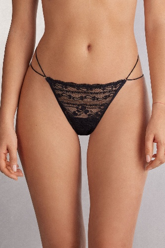 Ho appena ricevuto Perizoma Sleepless Nights da Anonymous tramite Throne. Grazie! throne.com/evagifts