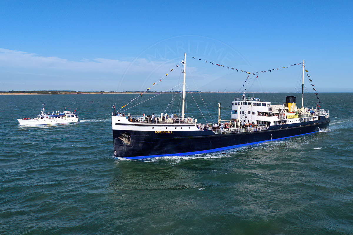 Gary Davies (@maritimephotos) on Twitter photo The historic steamship <a href="/Shieldhall/">Steamship Shieldhall</a> out and about at the weekend. #steam #shieldhall #southampton The historic steamship <a href="/Shieldhall/">Steamship Shieldhall</a> out and about at the weekend. #steam #shieldhall #southampton