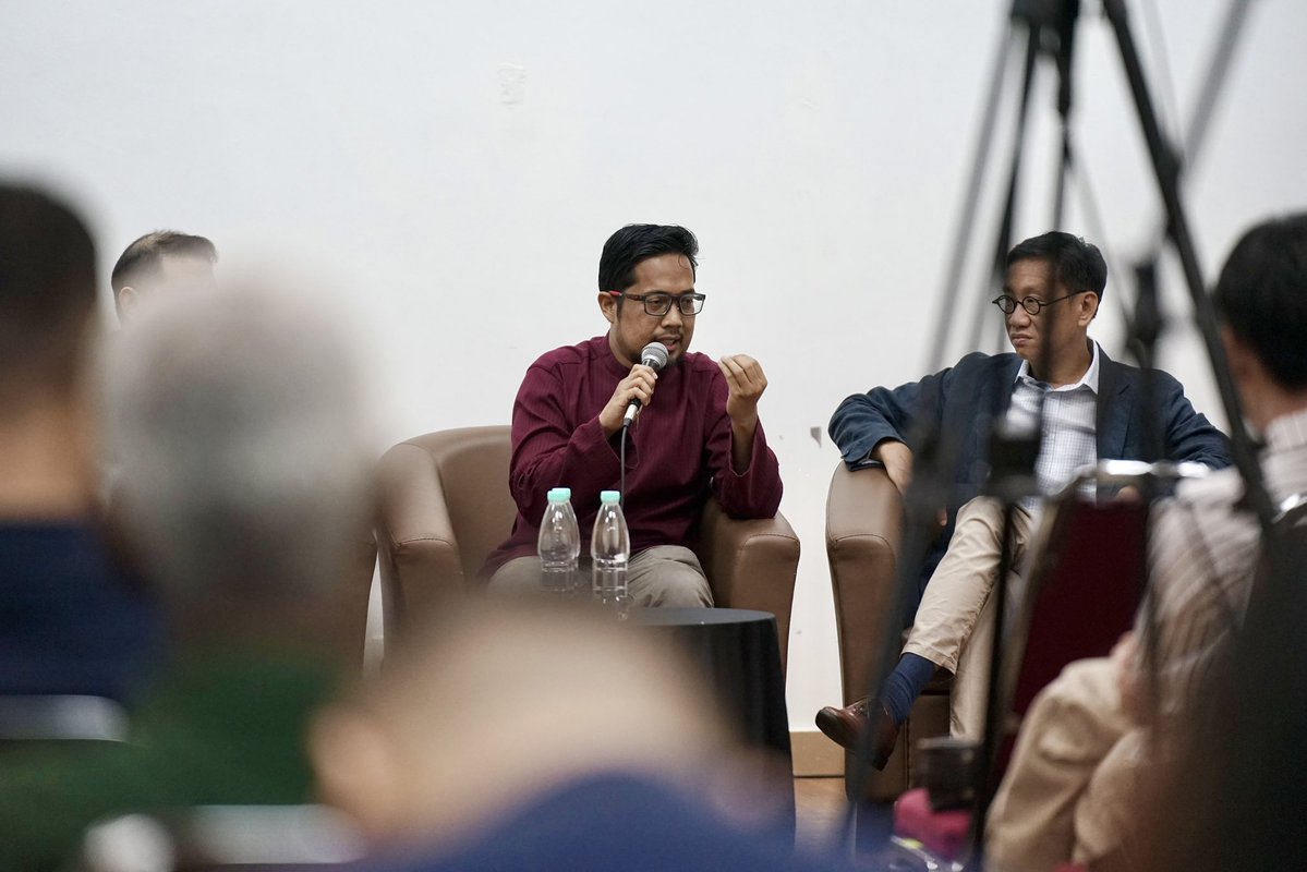 faisalazizfa's tweet image. Semalam saya dijemput untuk berforum dalam isu integriti kehakiman bersama YB @rafiziramli, YB Syed Ibrahim dan YB @WongChen_MY.
Terima kasih atas jemputan untuk berkongsi pandangan dalam isu kritikal ini. FA
