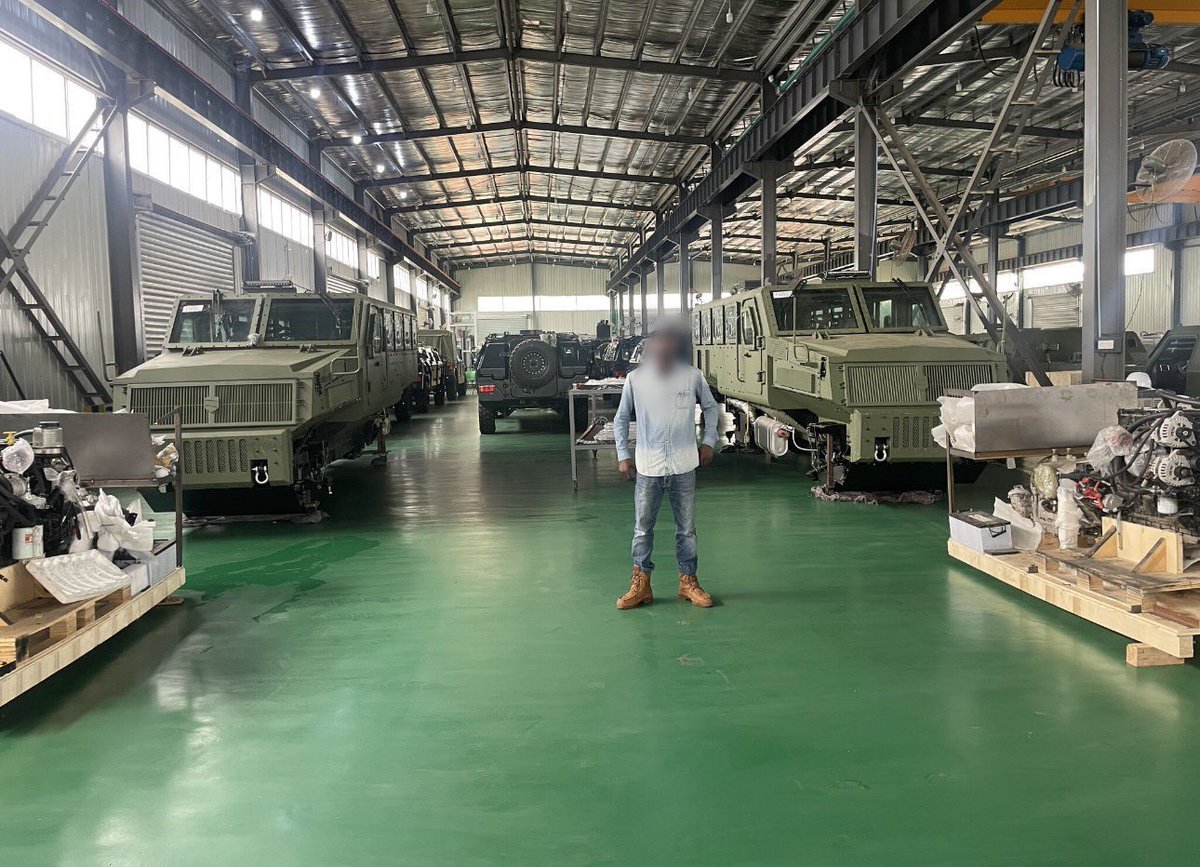 Jakepor21's tweet image. The recently unveiled EPAIL EPV24 Dodandawa IV MRAP has Chinese origins just like their EP2063NG01 armoured vehicles is derived from the Chinese Dongfeng CSK131 light armoured vehicle.