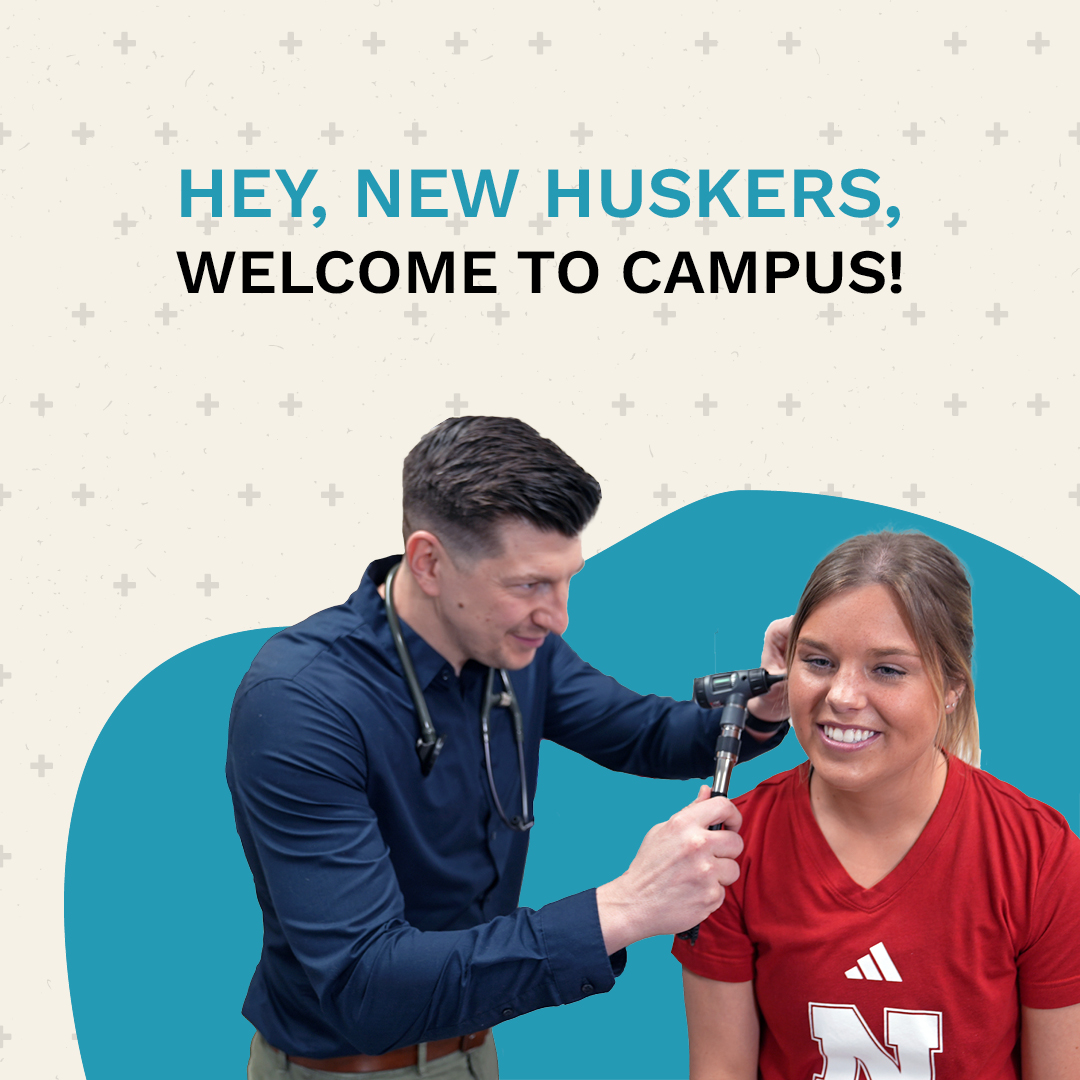 UNLHealthCenter's tweet image. We loved welcoming new Huskers to campus this summer during New Student Enrollment! Need a recap of what the University Health Center offers you? Check out this quick article >>> health.unl.edu/news/welcome-c…