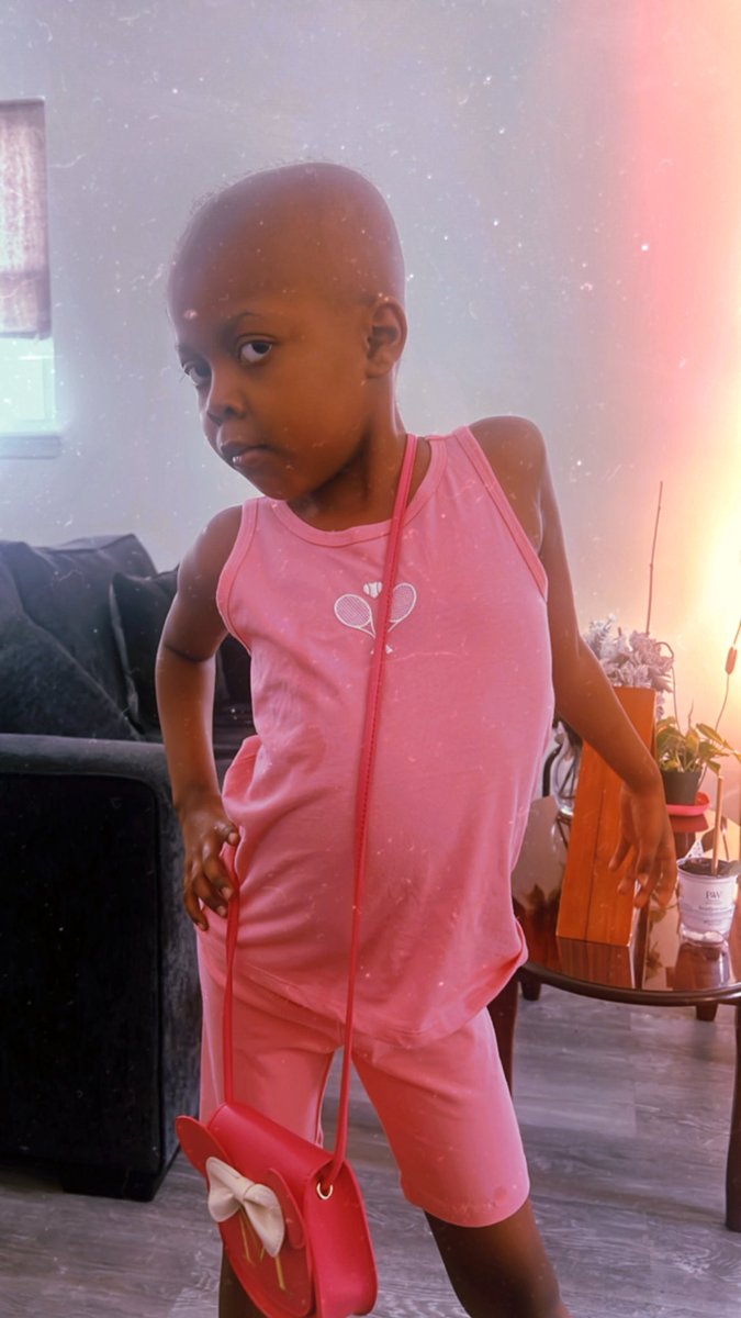 __youbeenafan's tweet photo. My pretty warrior #fuxkcancer #morganstrong ๐๐ https://t.co/plo4hVkH2K