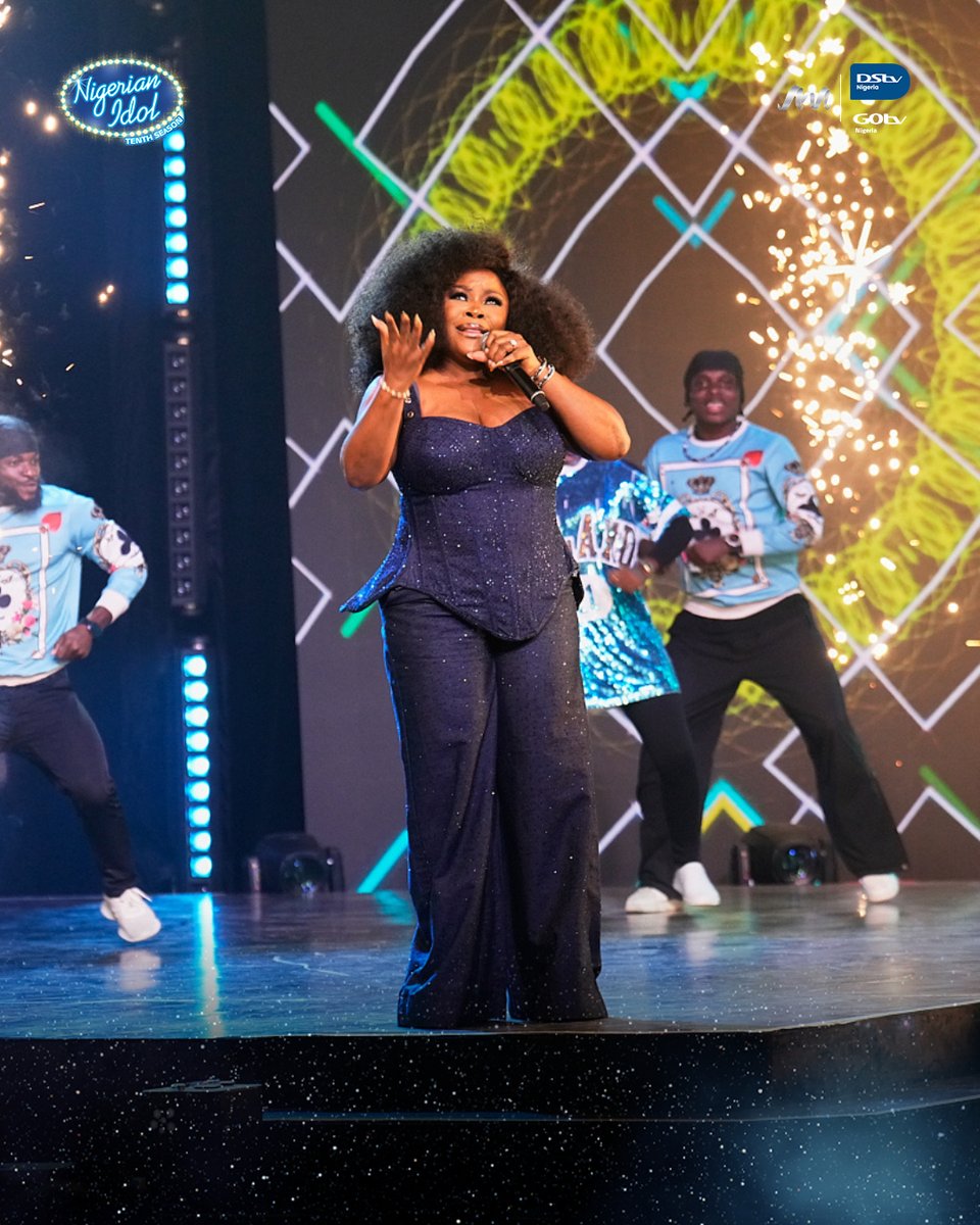 Nigerianidol's tweet image. When the judge becomes the show! 🤩@Omawumi took centre stage at the #NigerianIdol Season 10 finale, performing 'In Love' and delivering pure vocal thunder.
Watch a legend perform with fire: tinyurl.com/52py9f8j