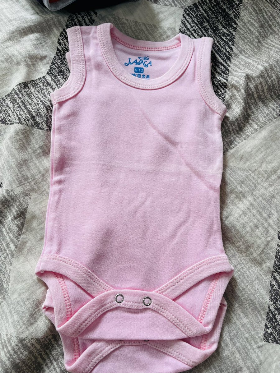 Im pregnant in G@z@ and due this month. I will have to make the choice between diapers, medical treatment and flour.

I'm really scared and embarassed to ask but this is my first baby could you share this please?

chuffed.org/project/135072…