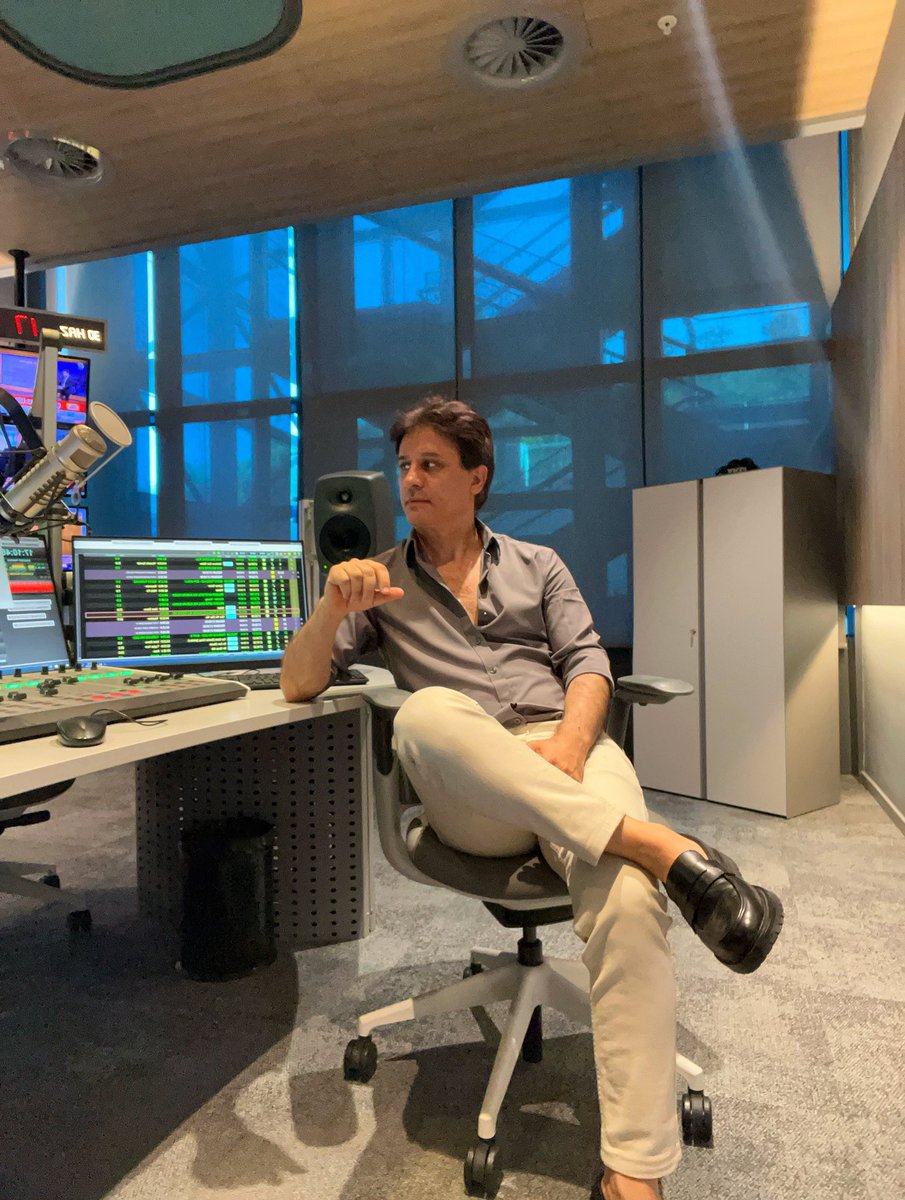 Vakit tamam☺️ <a href="/hopdedikayhan/">Hopdedik Ayhan</a> yayında 👏🏻👏🏻👏🏻 <a href="/Aktifiriyil/">Peugeot Aktif İriyıl</a> sunar👍