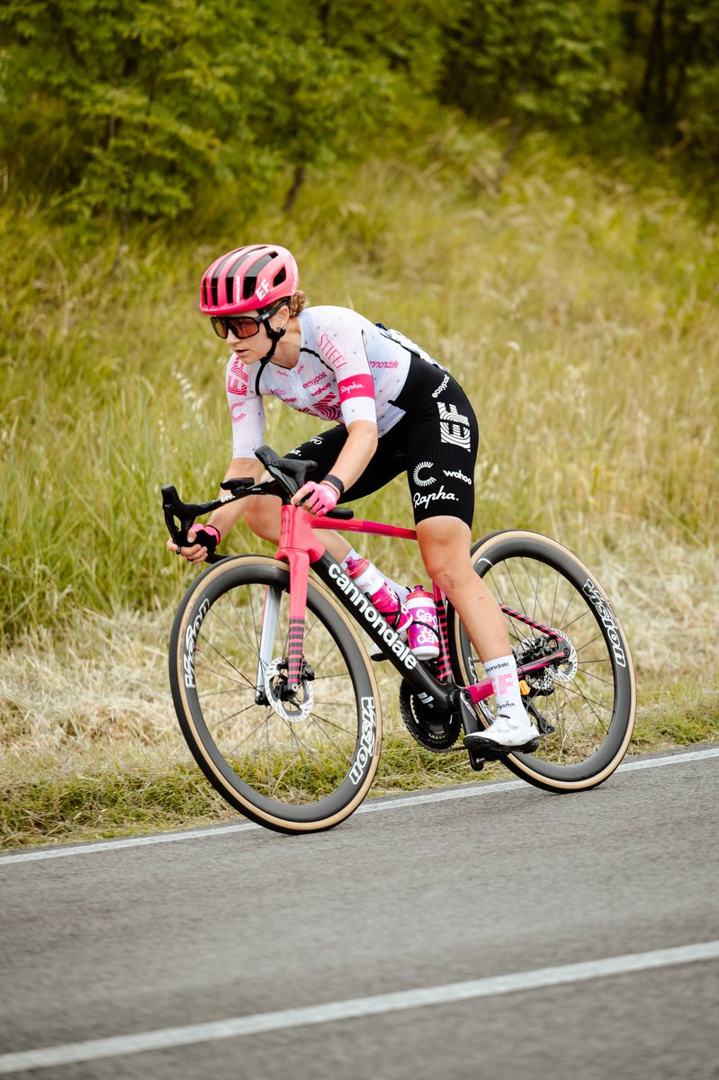 Eight days across Italy built more than fitness—it built belief 👏

 The SuperSix EVO LAB71 backed every effort, every attack, and every regroup for EF Education-Oatly at the Giro d'Italia Women.
 📸 @anoukflesch
#ridecannondale