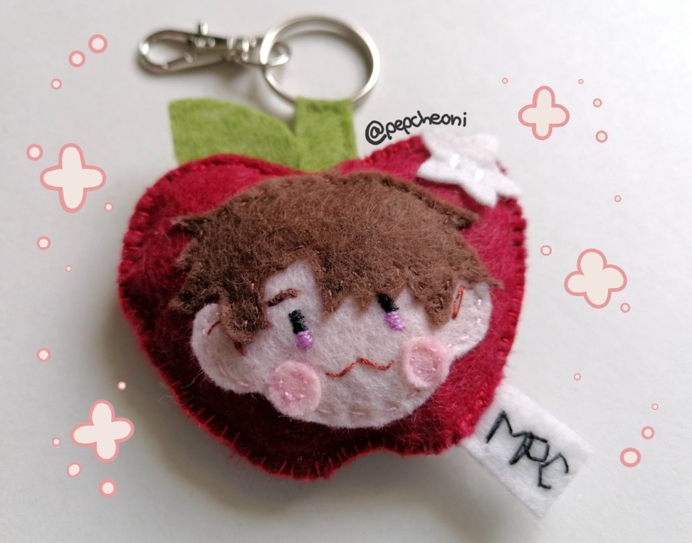 pepcheoni's tweet image. Caleb as an apple 🍎✨ #CalebLoveandDeepspace #caleblads #LoveandDeepspace #Caleb #applelads #feltcraft