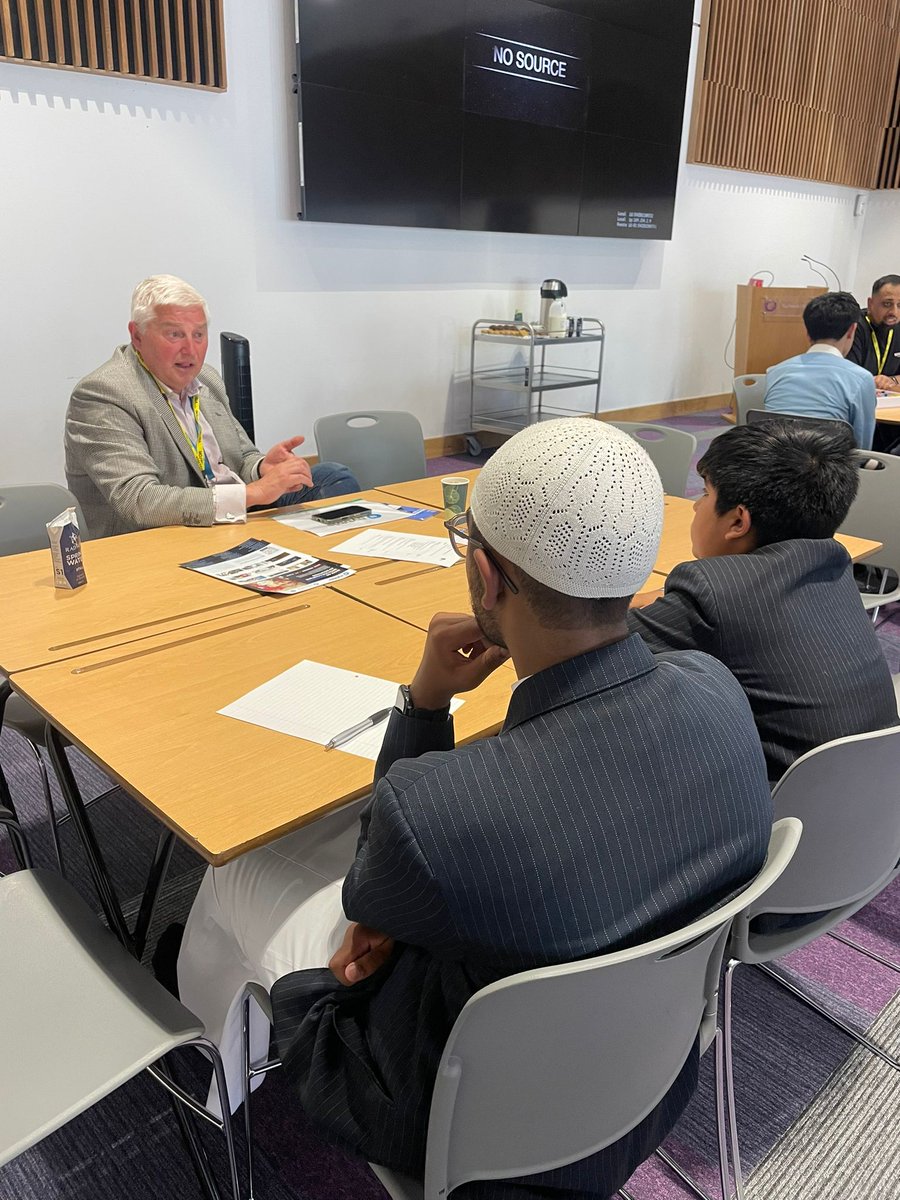 imocharity's tweet image. Wrapping up Youth Employment Week with impact! 💼
Our Employer Engagement Workshop connected students with industry pros, helping them build skills & confidence for their careers.
#CareerReady #FutureOfWork #YouthEmployment
@ImpetusUK