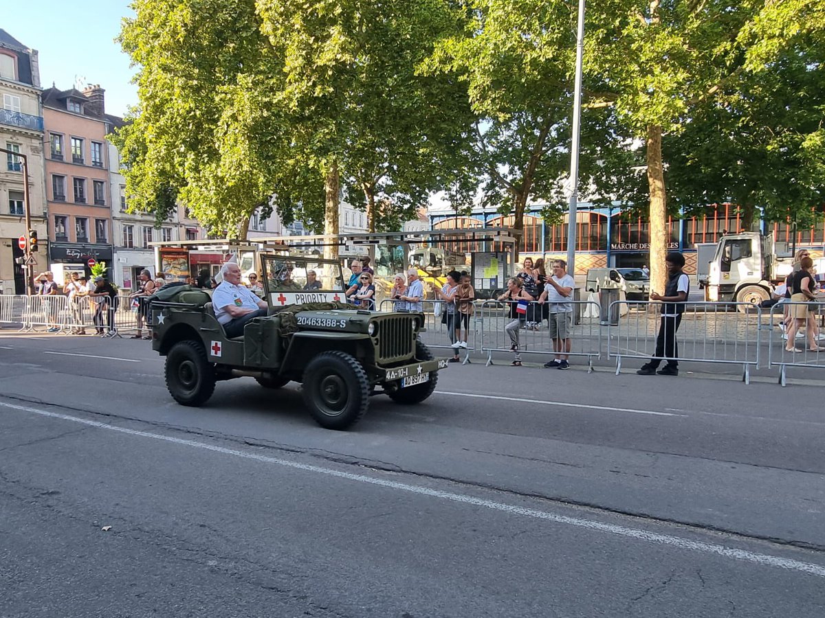 jordan_guitton's tweet image. 🫡 Hier soir, j'étais présent au défilé du 14 Juillet à Troyes. 🇫🇷
Bravo à tous les acteurs bénévoles et professionnels du territoire qui oeuvrent chaque jour pour notre sécurité et notre santé. Ils représentent un maillage territorial riche.
Les mettre à l'honneur, c'est…