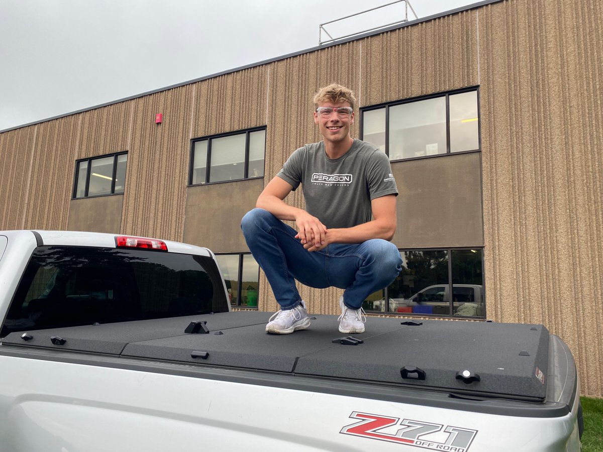 TommieXCTF's tweet image. Landon Deneen is putting engineering into action
As a Mechanical Engineering Intern at Peragon, he’s helping design and develop innovative truck bed covers
#RollToms