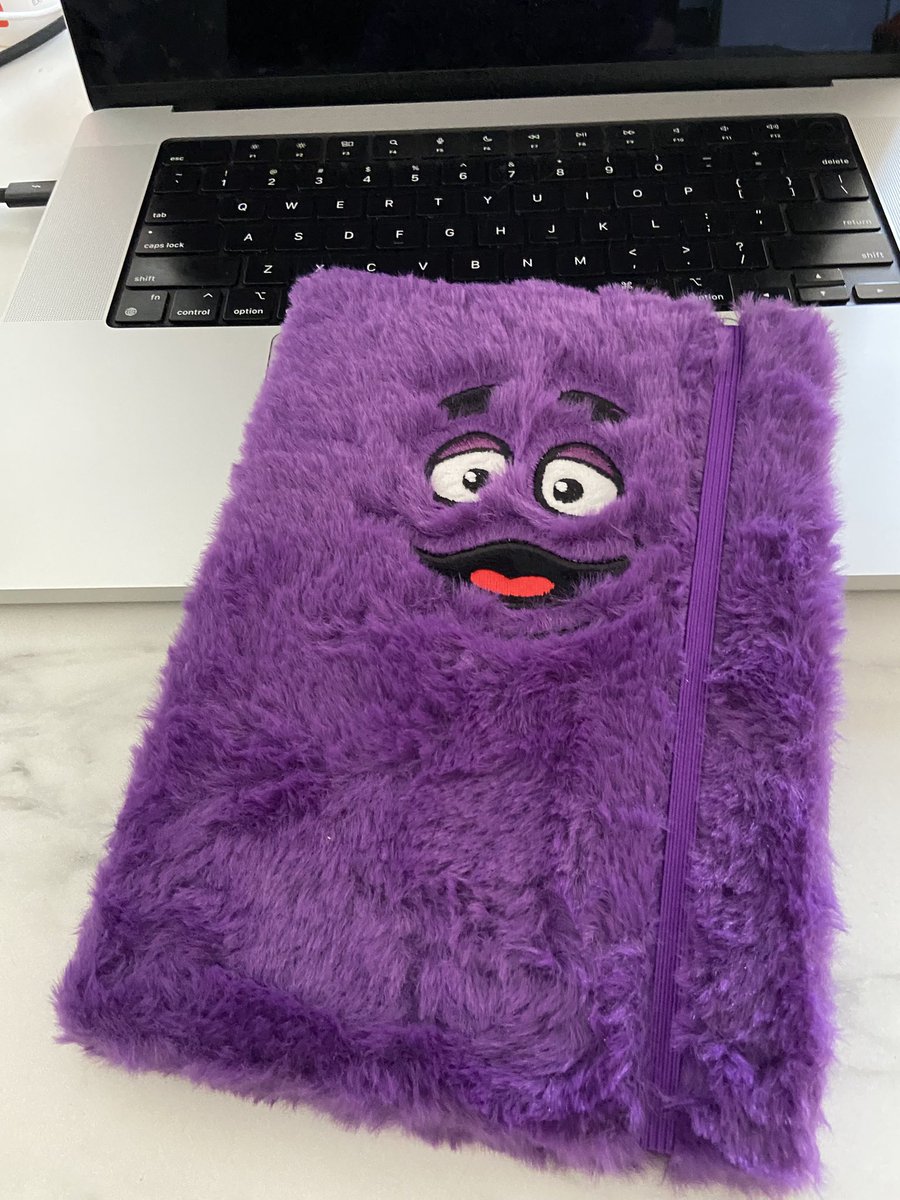 ndvnsk's tweet image. Yes, I&apos;m Journaling, why?