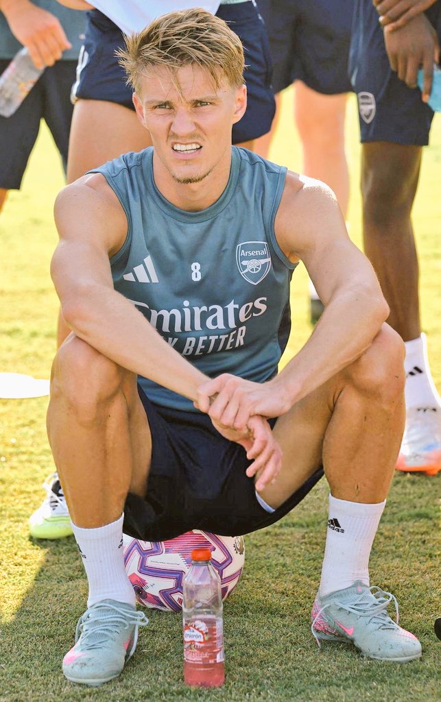 Martin Odegaard big bulge