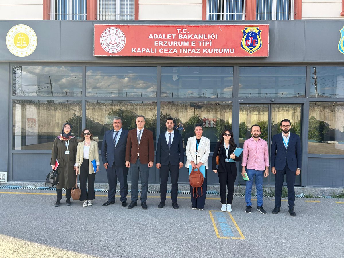 TİHEK 🇹🇷 (@tihek_kurumsal) on Twitter photo TİHEK Heyeti, Ulusal Önleme Mekanizması görevi kapsamında Erzurum E Tipi Kapalı Ceza İnfaz Kurumuna 8 Temmuz 2025 tarihinde habersiz bir ziyaret gerçekleştirdi.
🔗tihek.gov.tr/erzurum-e-tipi…
<a href="/fahrettinaltun/">Fahrettin Altun</a>
#TİHEK #HREIT #İnsanHakları #HumanRights #UlusalÖnlemeMekanizması TİHEK Heyeti, Ulusal Önleme Mekanizması görevi kapsamında Erzurum E Tipi Kapalı Ceza İnfaz Kurumuna 8 Temmuz 2025 tarihinde habersiz bir ziyaret gerçekleştirdi.
🔗tihek.gov.tr/erzurum-e-tipi…
<a href="/fahrettinaltun/">Fahrettin Altun</a>
#TİHEK #HREIT #İnsanHakları #HumanRights #UlusalÖnlemeMekanizması