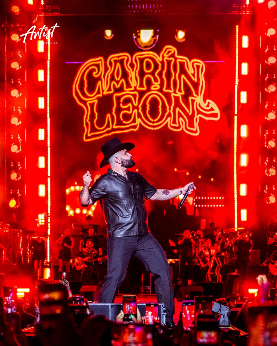 Artist Publicist (@artist_publi) on Twitter photo Una noche para la historia en el <a href="/MovistarArenaEs/">Movistar Arena España</a>. ✨ La energía, la música y la magia que solo Carín León sabe crear sobre un escenario con momentos que se convierten en leyenda, como verle compartir su arte con <a href="/npastorioficial/">Niña Pastori Oficial</a> o <a href="/_theyounggypsy/">JC Reyes</a>.
<a href="/WestWoodEntt/">Westwood Entertainment</a> | 📸 <a href="/nabscab/">nacho nabscab</a> Una noche para la historia en el <a href="/MovistarArenaEs/">Movistar Arena España</a>. ✨ La energía, la música y la magia que solo Carín León sabe crear sobre un escenario con momentos que se convierten en leyenda, como verle compartir su arte con <a href="/npastorioficial/">Niña Pastori Oficial</a> o <a href="/_theyounggypsy/">JC Reyes</a>.
<a href="/WestWoodEntt/">Westwood Entertainment</a> | 📸 <a href="/nabscab/">nacho nabscab</a>