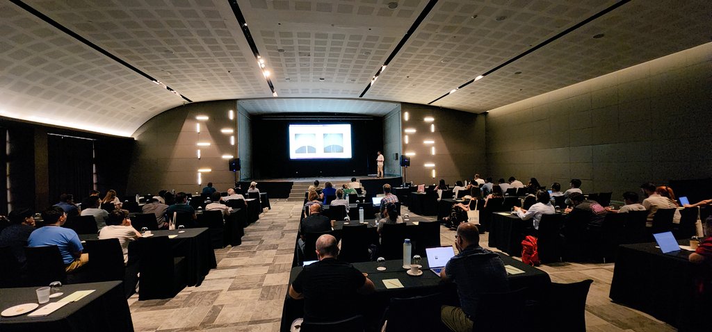 MolinaGroup's tweet image. We have just started @iccoss2025 🇲🇽 with a bang!
Thanks @Pance_Naumov @NaumovGroup for the grand opening!
@migarciagaribay @MingooJin