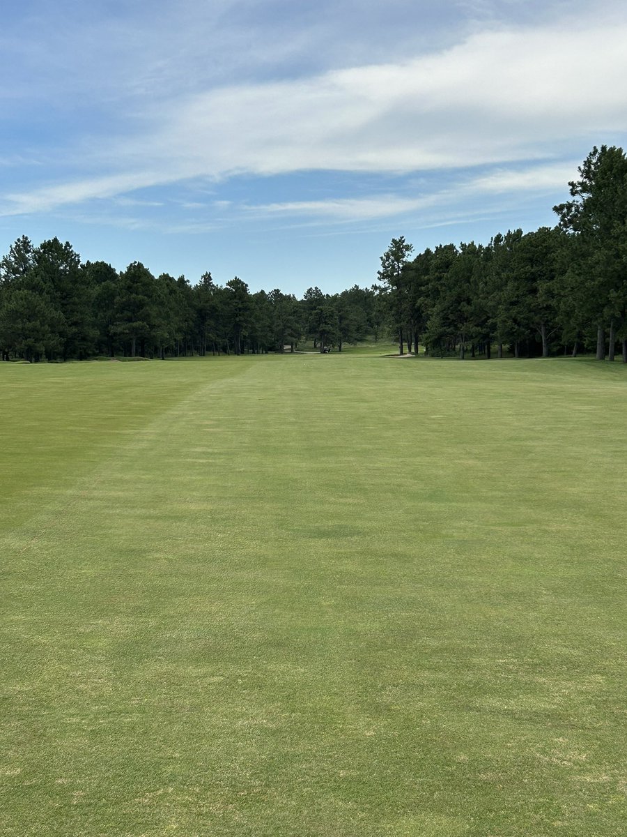 DoerflerJared's tweet image. The Prairie Club is such an awesome place.
I love it more every time I play it. Can’t get enough of it.
There’s something about playing golf in the middle of nowhere. Truly no distractions.