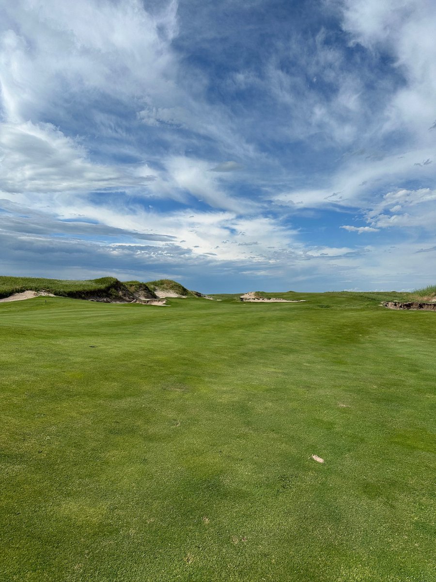 DoerflerJared's tweet image. The Prairie Club is such an awesome place.
I love it more every time I play it. Can’t get enough of it.
There’s something about playing golf in the middle of nowhere. Truly no distractions.