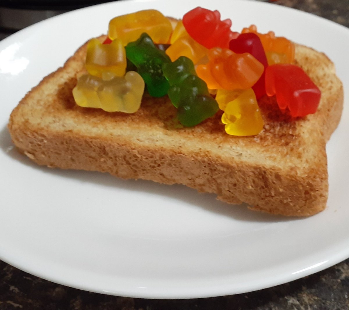 MicroVerax's tweet image. Have a gummy bear sandwich and think about things.