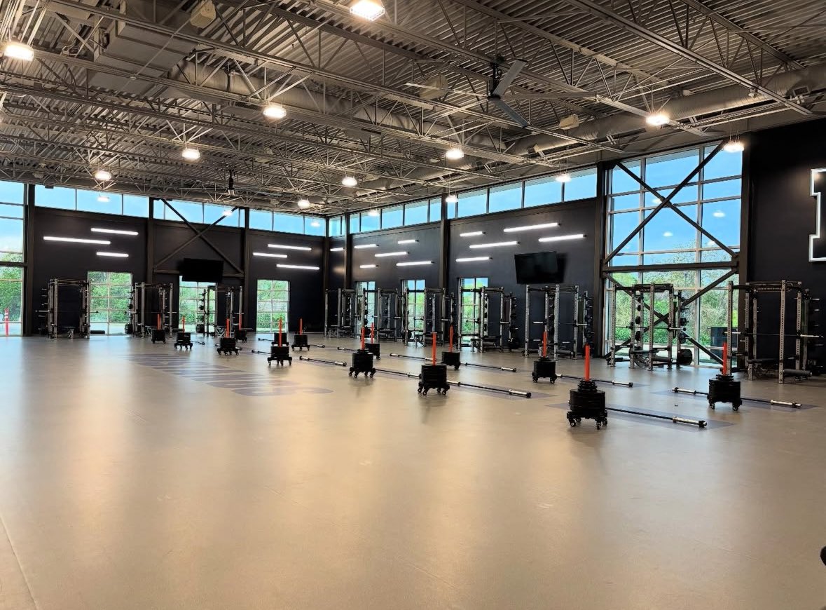 KSSCentral's tweet image. 🔨 Facility Upgrade at Blue Valley North
A new weight room has been completed at Blue Valley North, giving students and staff access to an improved training space designed to support athletic development and overall wellness.