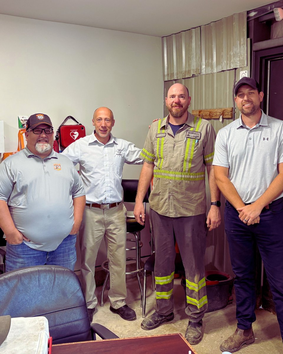 Exciting news! Matt — a service tech from our Owen Sound location — took first place in a Kubota territory service test competition! His skill and dedication set him apart.
We’re proud to celebrate this achievement with Kubota and the Robert’s Equipment team - Congratulations