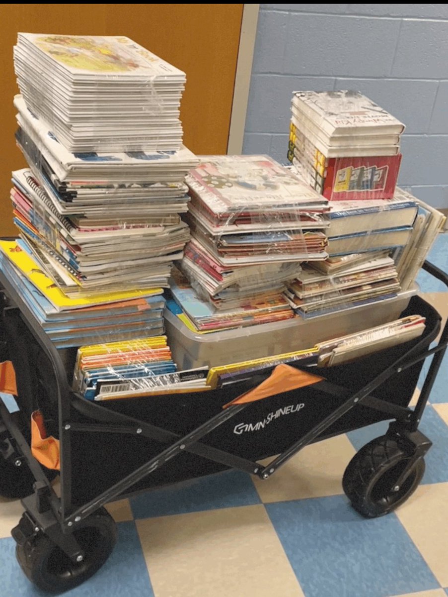 CSL_BelPreElem's tweet image. I pulled the last of the children books from my storage unit yesterday. It took me 4 school years but I will finally have given away all my classroom library books. Gifts for our Panda Scholars! @BelPrePandas @LearnerDSLI @CSMCPS_Leader @CSconnect_MCPS @sertrecycling