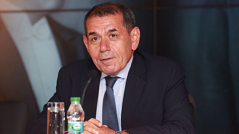 Medyada diğer kulüpler her habere anında yalanlama getirirken, Galatasaray taraftarı bir haftadır "teminat verildi mi, verilmedi mi" diye bekliyor. Artık bu konuda net bir bilgilendirme şart oldu, hem de fazlasıyla. #Açıklamaİstiyoruz