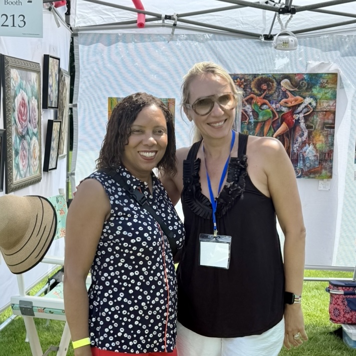 LGSabinaMatos's tweet image. This weekend I attended the @wickfordartfest in #Wickford. This two-day arts fest at Wilson Park was an amazing showing of #RhodeIsland's creative spirit. It was a thrill to spend time with so many artistic and creative people.