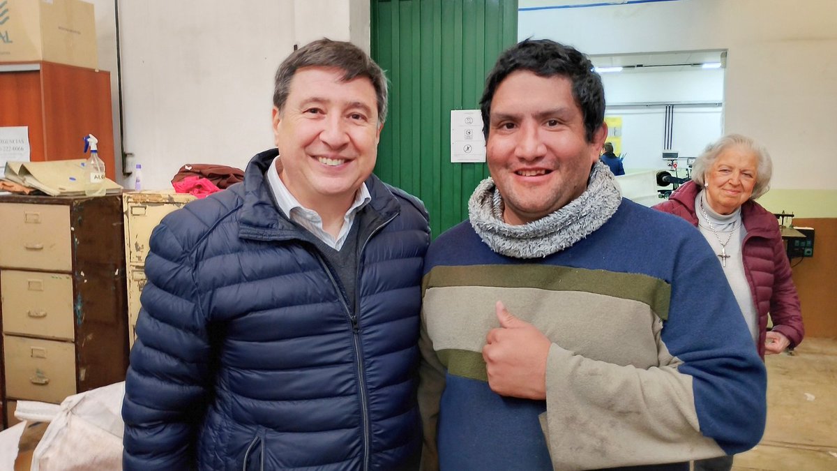LicDanielArroyo's tweet image. Visité el Taller Protegido de Producción de APAD, que trabaja desde hace 48 años en San Miguel por el derecho al trabajo de las personas con discapacidad.
Son 110 personas que realizan tareas de armado, envasado y empaque para diferentes empresas, con responsabilidad y calidad.