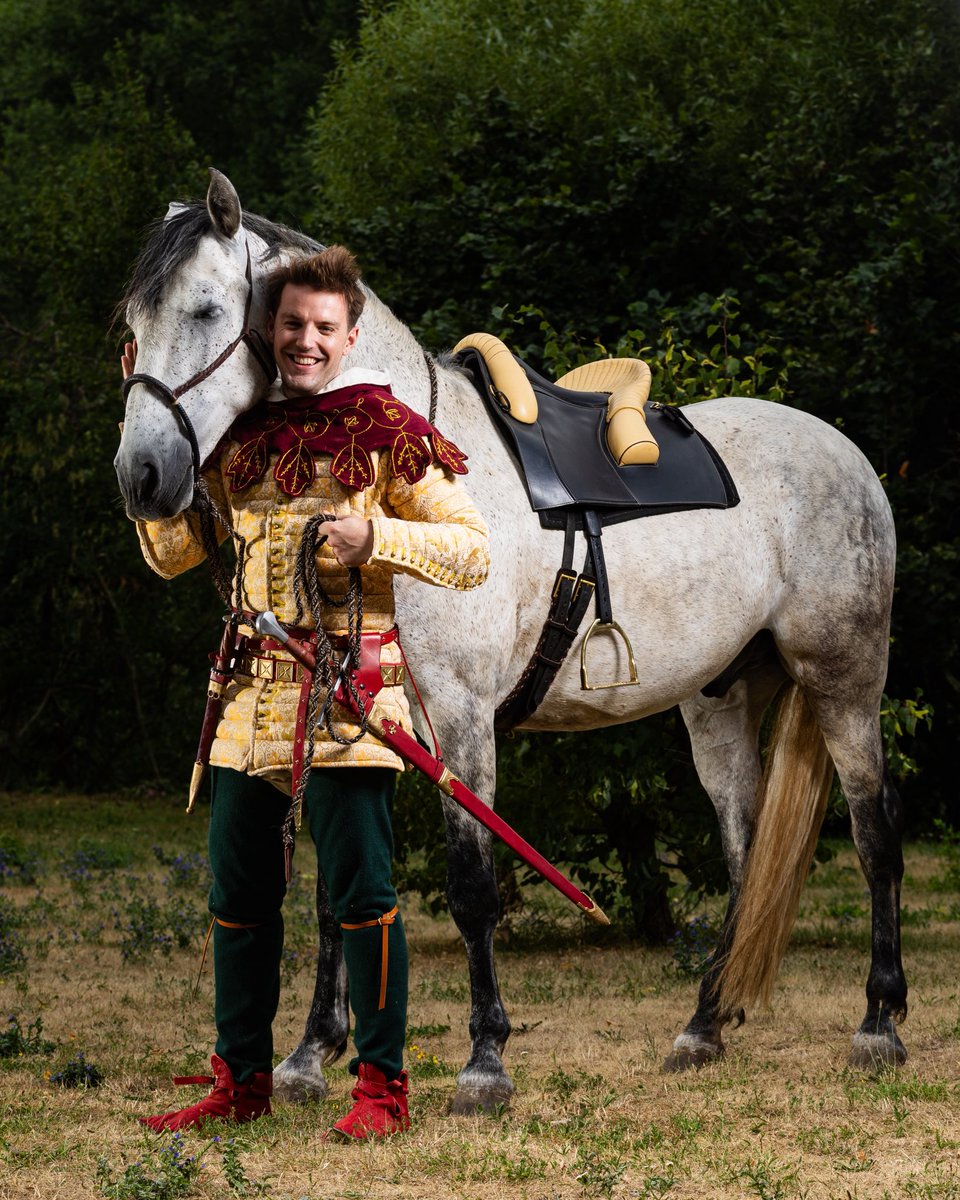 When the graphics are too good… 😳

Today I collaborated with the wonderful Nataliya Yefimova &amp; Matija Djanjesic on a historical reconstruction shoot of Hans Capon.

This is as close to the real deal as it gets. I’ll post the whole BTS livestream on my YouTube, it was a truly