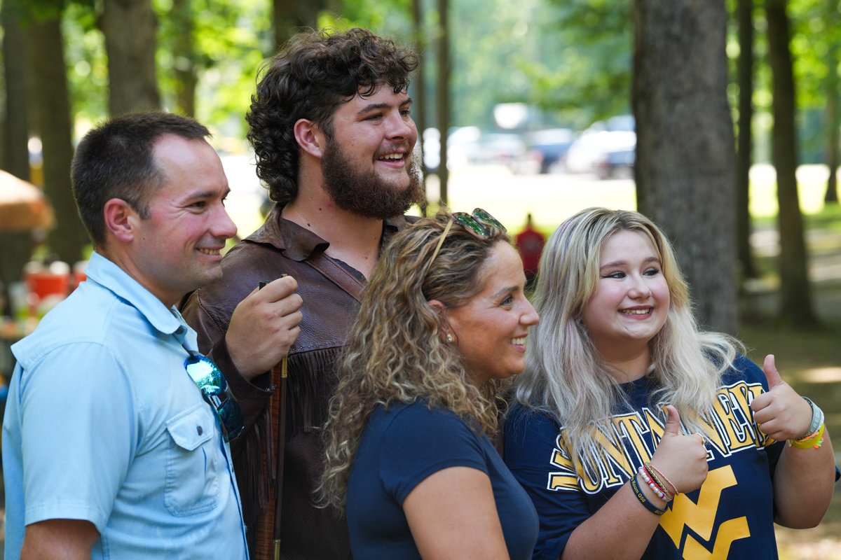 WVUAlumniAssoc's tweet image. The 38th Annual @BooneCountyWVU Pig Roast was one for the books! 🐖
Mountaineers gathered for food, music, and great company to support student scholarships. A special thanks to @wrenbaker, @TonyCaridi, @HoppyKercheval & @WVUMascot for joining us!
#LetsGo💛💙